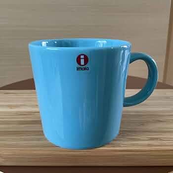 大きめのマグカップとフィギュア サンアート フィギュア付きマグ くまのプーさん はちの巣